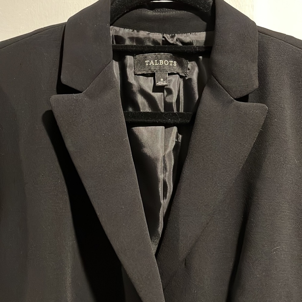 Talbot notched-colar, below-hip blazer